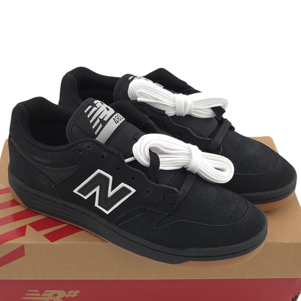 New Balance Numeric 480 Sneaker Women 7 WIDE Men 5.5D Black White Skate Shoe NEW